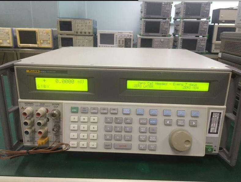 �N�ۡ����U|������ 5720A �f�ñ�У�ʃx/FLUKE�s�ԈD