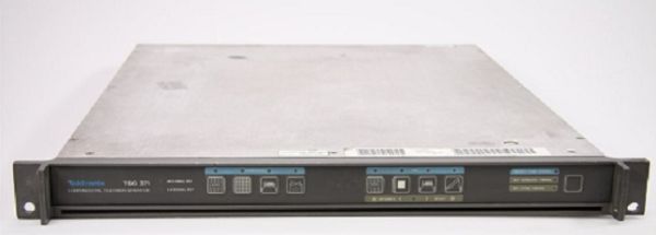 ̩�� TSG371 ��̖�l(f��)����/Tektronix�s�ԈD