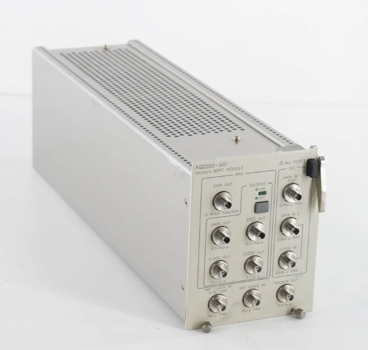 �N�ۡ����U|YOKOGAWA AQ2200-601 BERTģ�K 10Gbit/s,/YOKOGAWA�s�ԈD