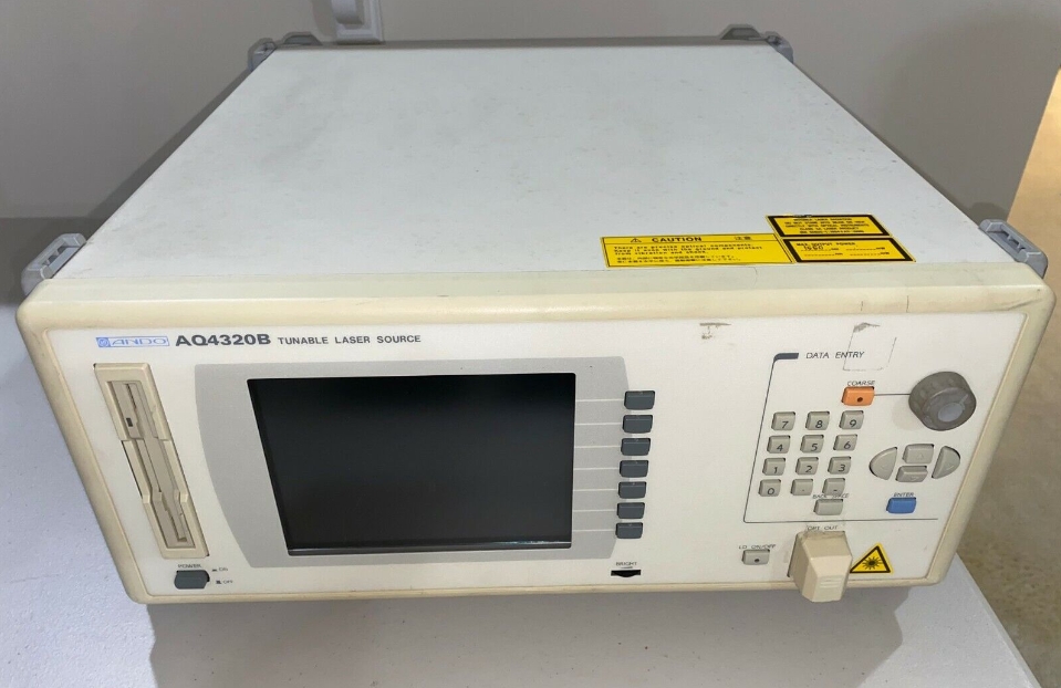 �N��,���U|�M�� AQ4320B ���{(di��o)�C�����Դ/YOKOGAWA�s�ԈD