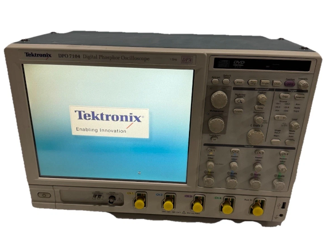 Tektronix DPO7104 ���֟ɹ�ʾ����/Tektronix�s�ԈD