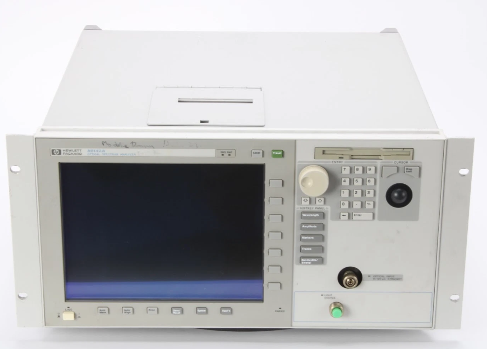 �N�ۡ����U|HP 86142A ���V�����x/Agilent/HP�s�ԈD