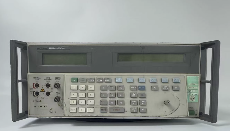 �N�ۡ����U||������ 5500A ��a(ch��n)ƷУ��(zh��n)�x/FLUKE�s�ԈD