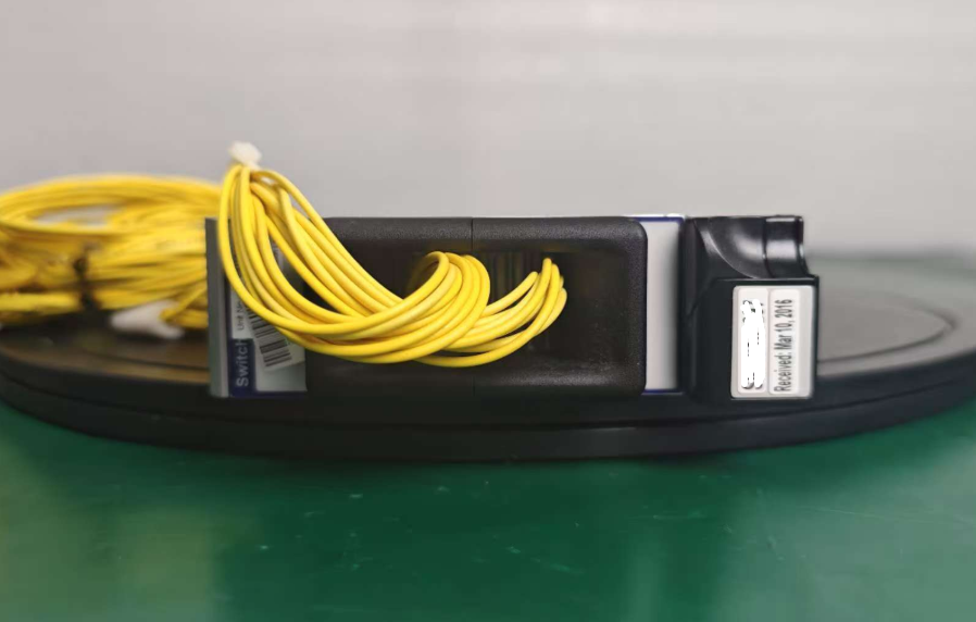 VIAVI MOSW-C142X002PS-M100-MFA ���_(k��i)�P(gu��n)ģ�K/�����s�ԈD