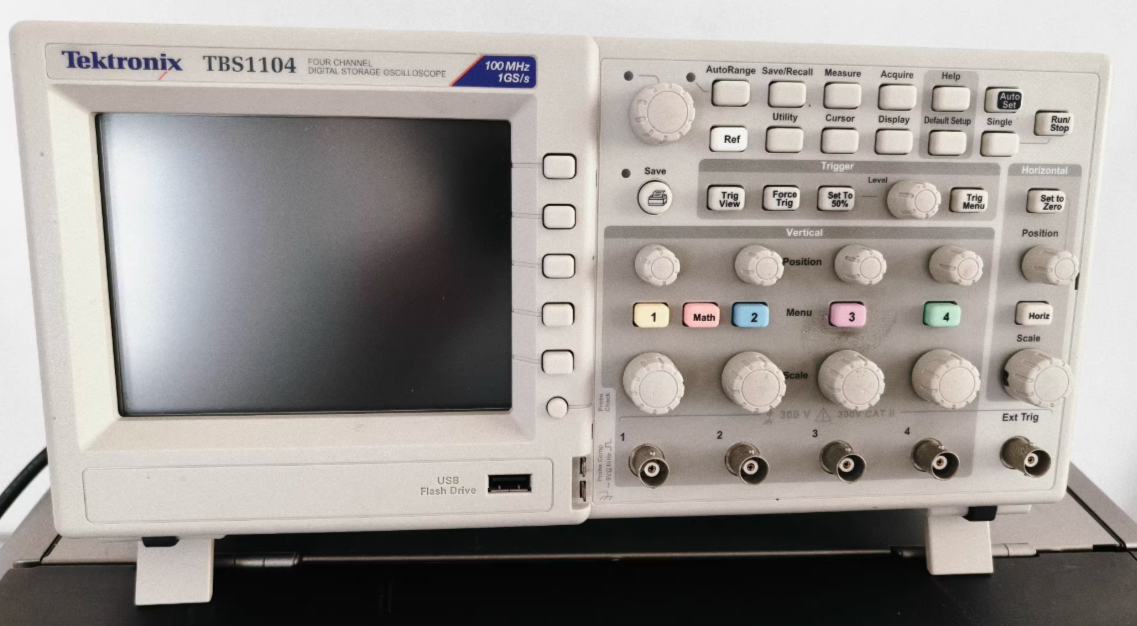 Tektronix TBS1104 ��(sh��)�ִ惦(ch��)ʾ����/Tektronix�s�ԈD