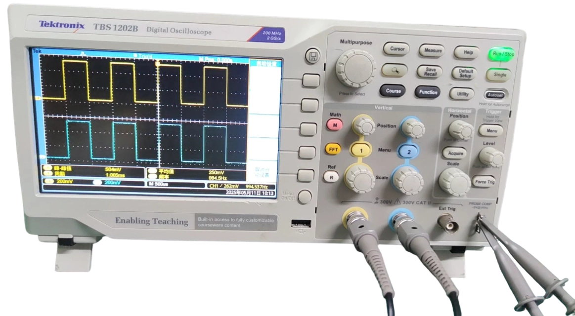 Tektronix TBS1202B ��(sh��)�ִ惦ʾ����/Tektronix�s�ԈD