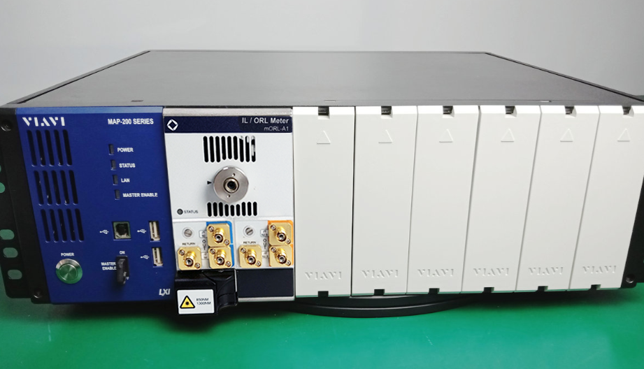 �N�ۡ����U|8 �����C+���{(di��o)�C�V����ģ�K/JDSU�s�ԈD