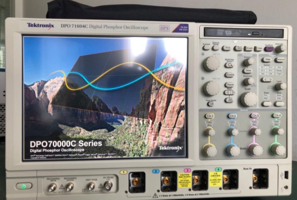 ����|̩�� DPO71604C ��(sh��)�ּ������̖ʾ����/Tektronix�s�ԈD