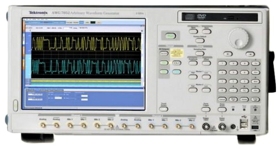 ̩�� AWG7052 ����(sh��)��̖�l(f��)����/Tektronix�s�ԈD