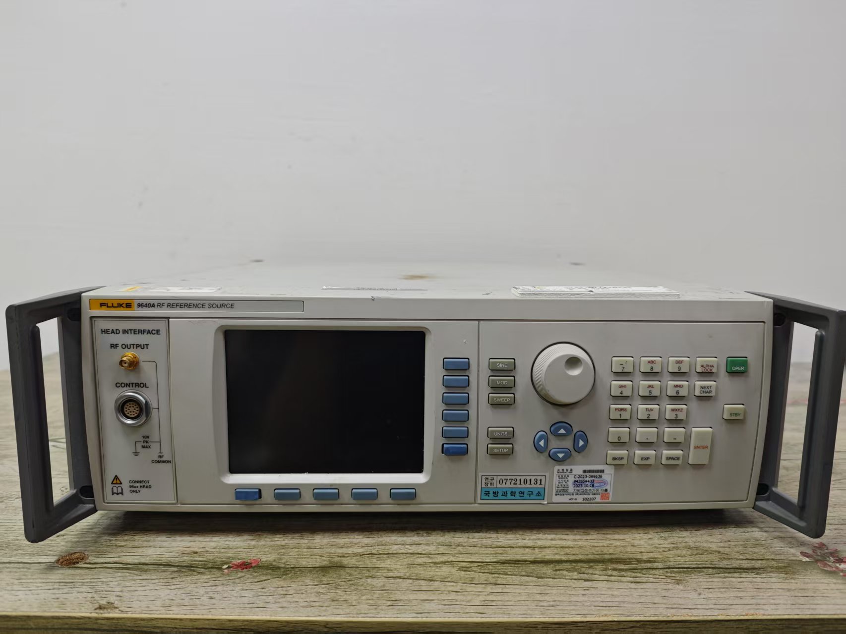 ���l����Դ/FLUKE�s�ԈD