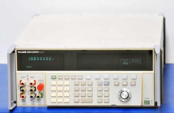 ���ۡ���ُ(g��u)|������ 5700A �๦��У��(zh��n)��/FLUKE�s�ԈD