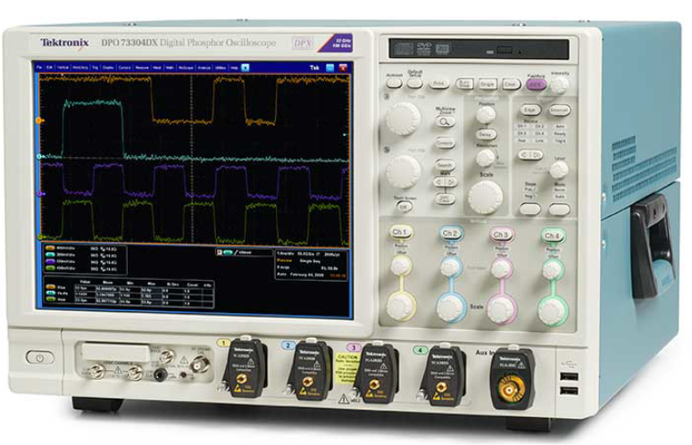 �N�ۡ����U|̩�� MSO70604C �����̖ʾ����/Tektronix�s�ԈD