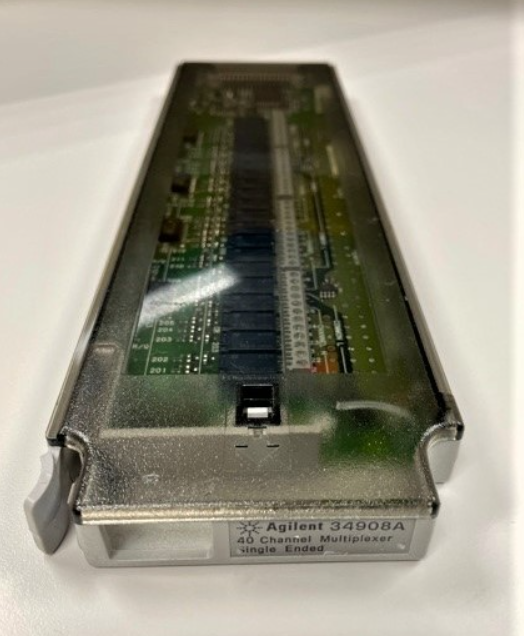 �N�ۡ����U|Keysight 34908A �ζ˶�·��(f��)����ģ�K/Keysight�s�ԈD