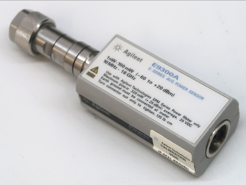 ƽ�����ʂ�����/Keysight�s�ԈD