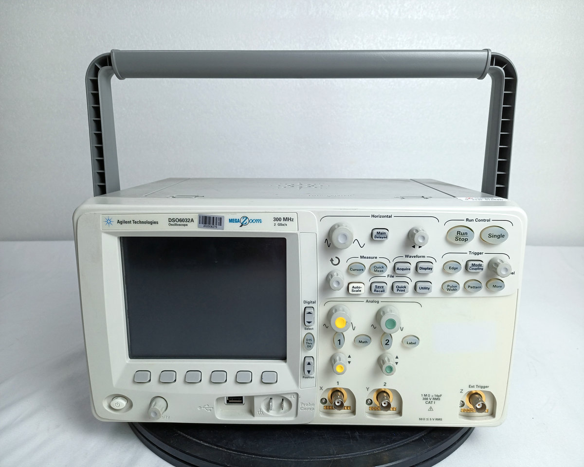 �N�ۡ����U|ʾ���� 300MHz,2GSa/s,�pͨ��/Agilent�s�ԈD