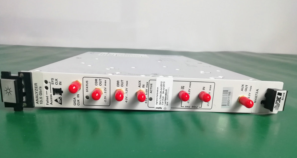 �N��|���݂� N4873A PARBERT�����xģ�K 13.5G/Agilent�s�ԈD