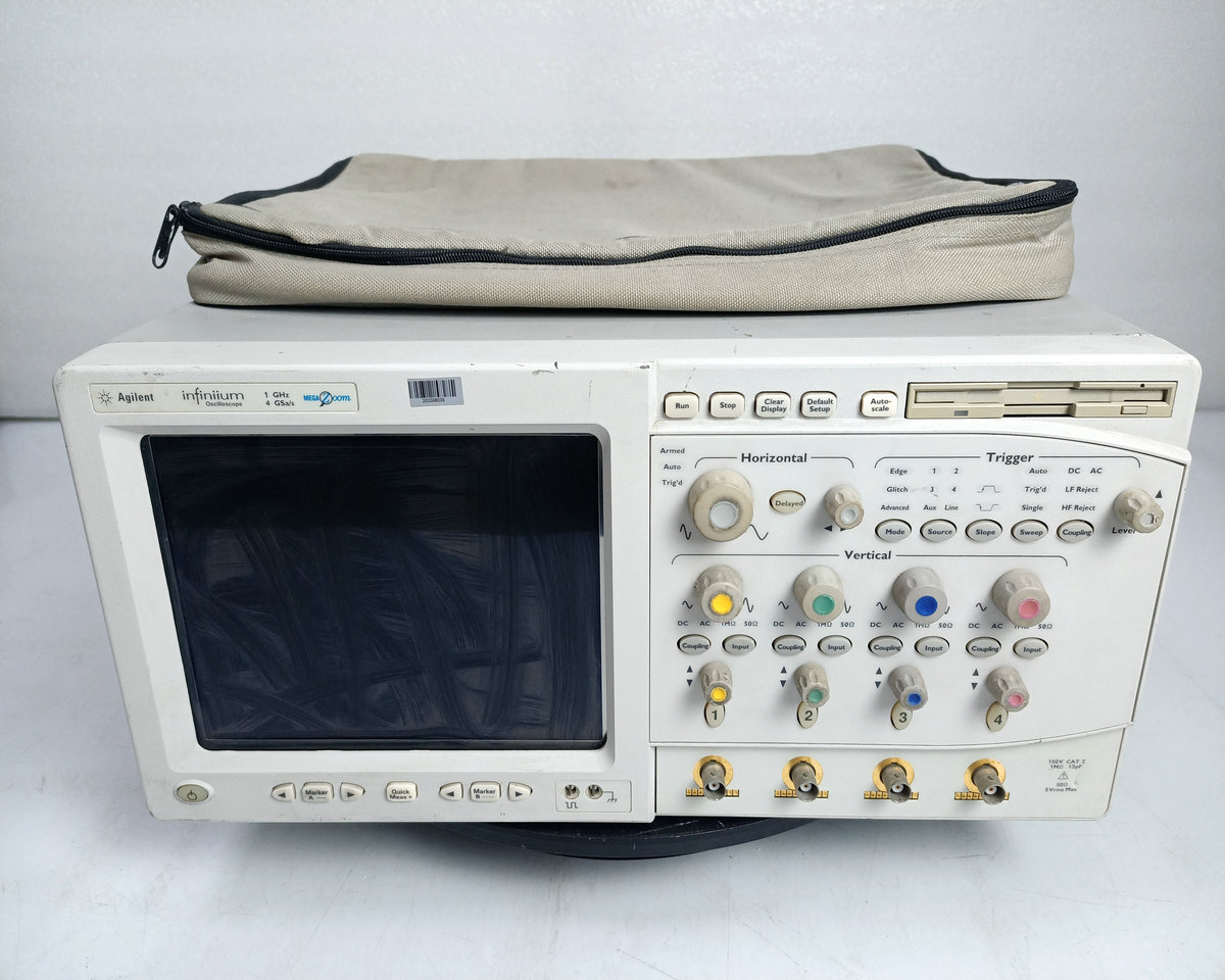 �N�ۡ����U|4 ͨ����(sh��)��ʾ���� 1GHz,4GSa/s/Agilent�s�ԈD