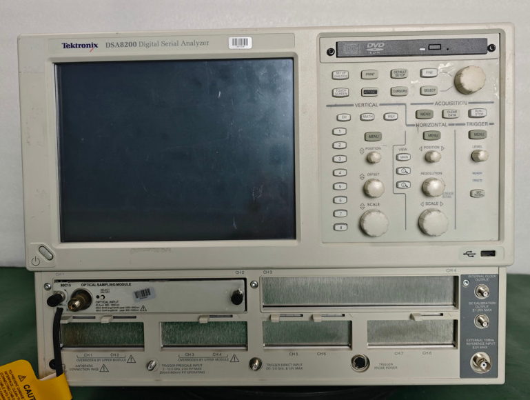 �N�ۡ����U|Tektronix DSA8200+80C15 ʾ�������C(j��)+��ɘ�ģ�K/Tektronix�s�ԈD