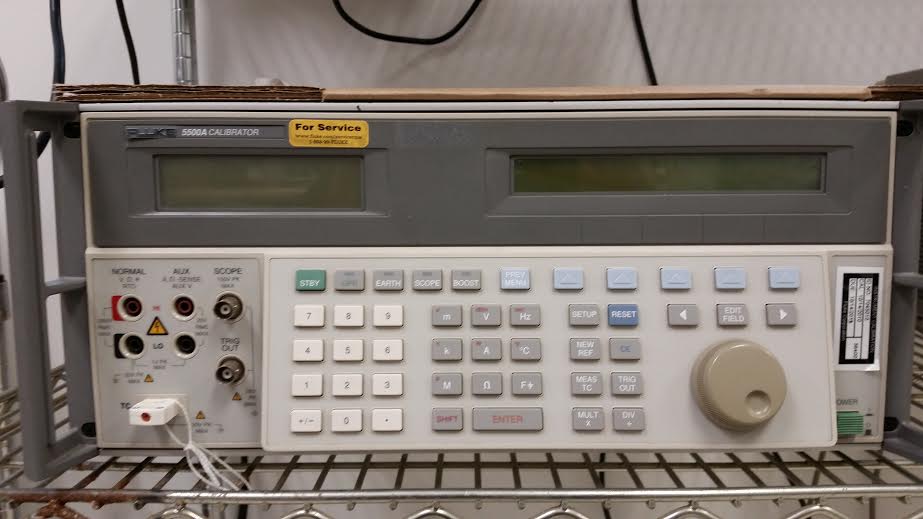 ���ñ�У��(zh��n)�x/FLUKE�s�ԈD