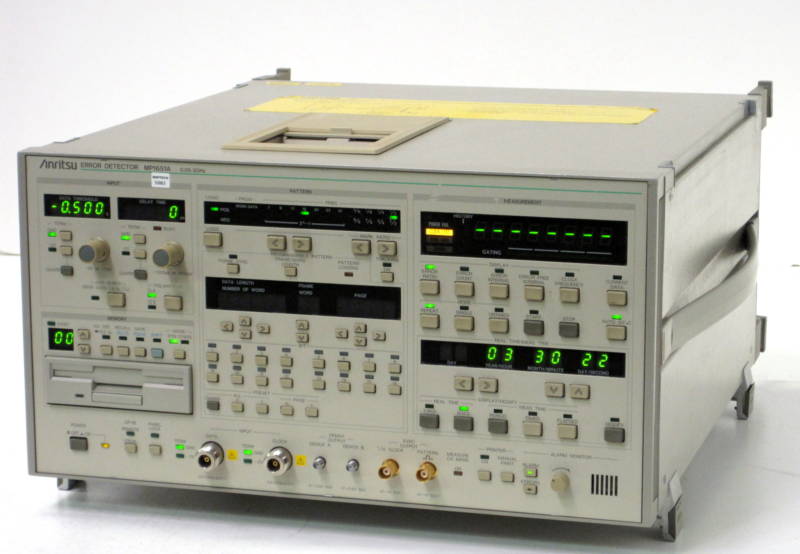 3GHz �}�_�a�Ͱl(f��)����/Anritsu�s�ԈD